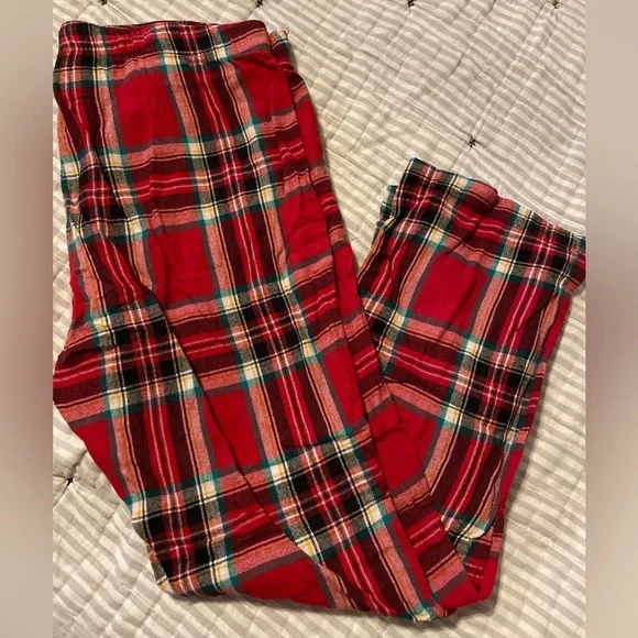 Old Navy Flannel Pajama Pants. Size L. - Picture 1 of 2